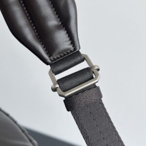 Replica Bottega Veneta Backpack Medium - ultra-realistic fake designer tote