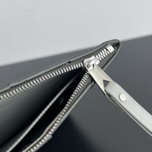 Replica Bottega Veneta Clutch 2.0 - high-accuracy replica luxury purse