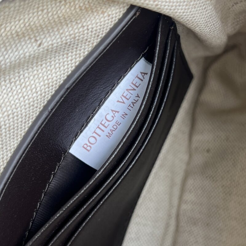 Replica Bottega Veneta Wristband Clutch - high-end fake designer purse