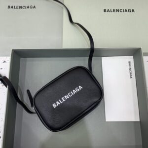 Replica Balenciaga Camera Bag - high-end fake designer purse