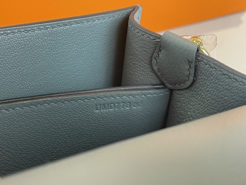 Replica Hermes Sac Roulis Almond Green - premium-grade designer purse dupe