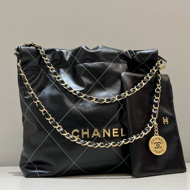 Replica CHANEL 22 Small Handbag Black - high-end fake designer purse