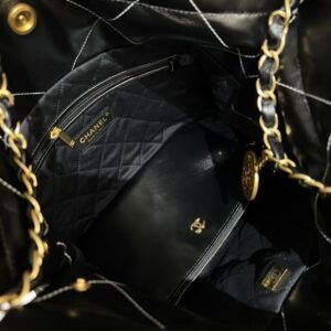 Replica CHANEL 22 Small Handbag Black - best-selling designer handbag dupe