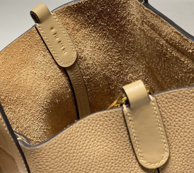 Replica Hermes The Light Brown - realistic designer-inspired fake bag