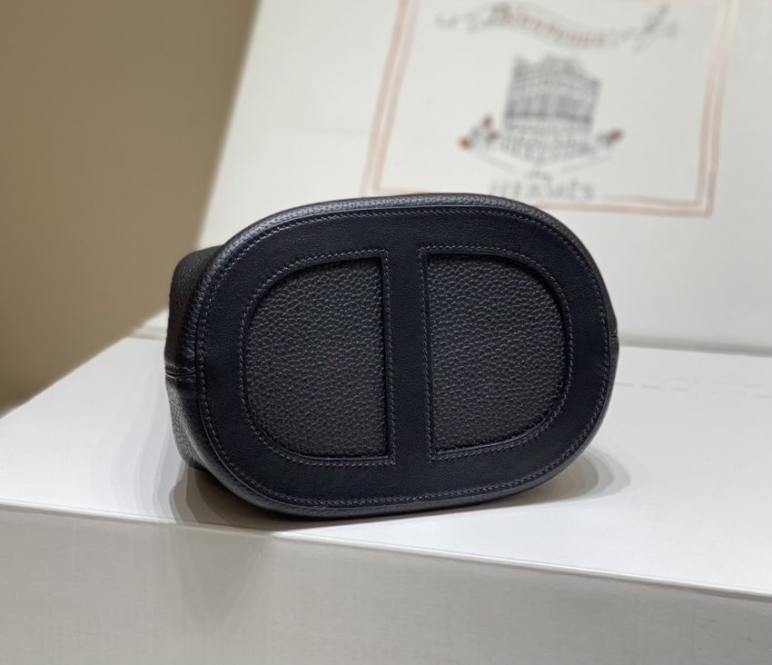 Replica Hermes The Loop Black - near-authentic luxury replica handbag