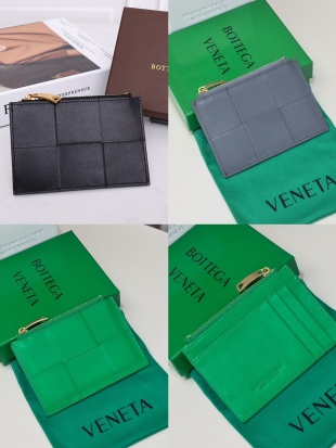 Replica Bottega Veneta Large Zipper Card Holder - realistic designer-inspired fake bag