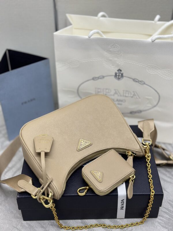 Replica Prada Re-Edition Caramel 2005 - premium-grade designer purse dupe