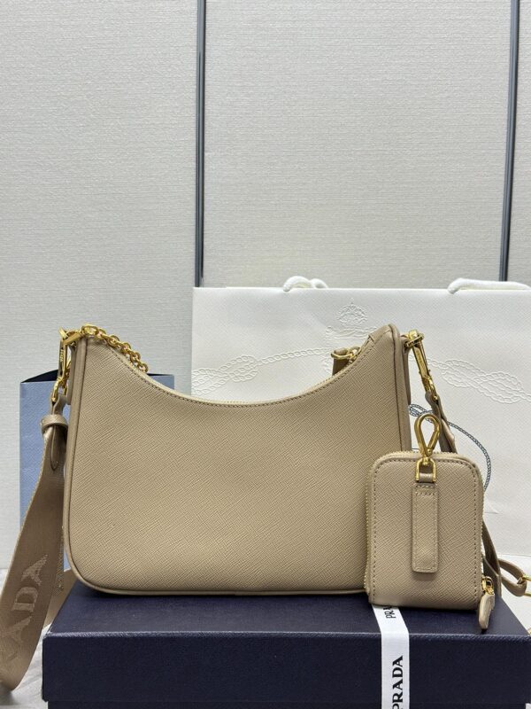 Replica Prada Re-Edition Caramel 2005 - best quality luxury bag dupe