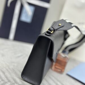 Replica Prada Saffiano Black Envelope - premium-grade designer purse dupe