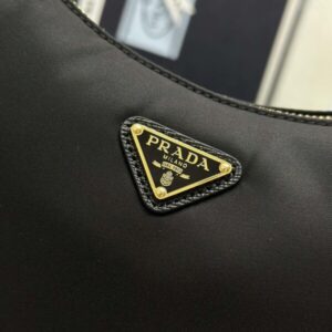 Replica Prada Re-Edition Nylon 2005 Black - 1:1 designer replica handbag