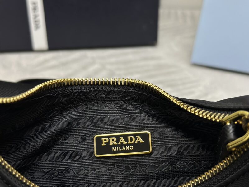 Replica Prada Re-Edition Nylon 2005 Black - top-rated replica designer bag