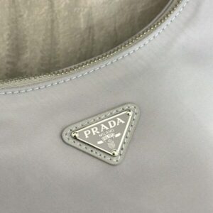 Replica Prada Re-Edition Nylon 2005 Blue - authentic-look luxury purse replica