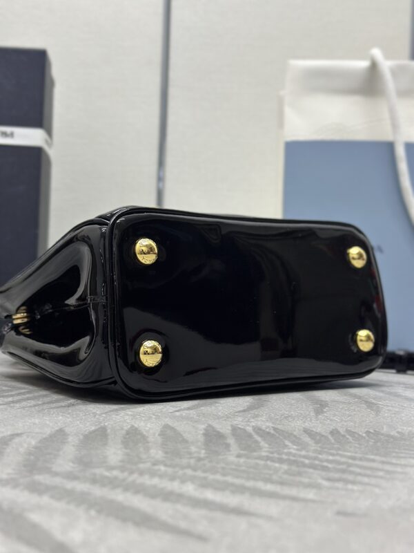 Replica Prada Galleria Black Patent - high-end fake designer purse