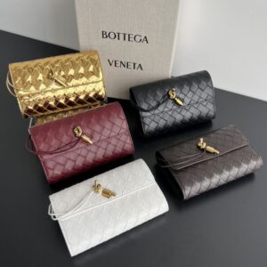 Replica Bottega Veneta Andiamo Clutch Wallet - high-accuracy replica luxury purse