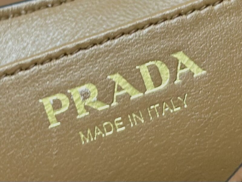 Replica Prada Small Shoulder Bag Caramel - authentic-look luxury purse replica
