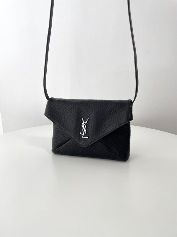 Replica YSL Cassandre Envelope - ultra-realistic fake designer tote
