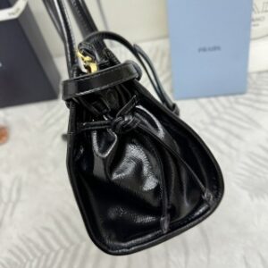 Replica Prada Black Leather bag - high-accuracy replica luxury purse