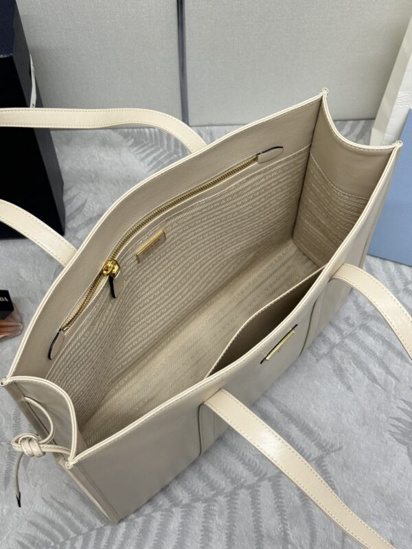 Replica Prada Antique Nappa Tote - 1:1 designer replica handbag