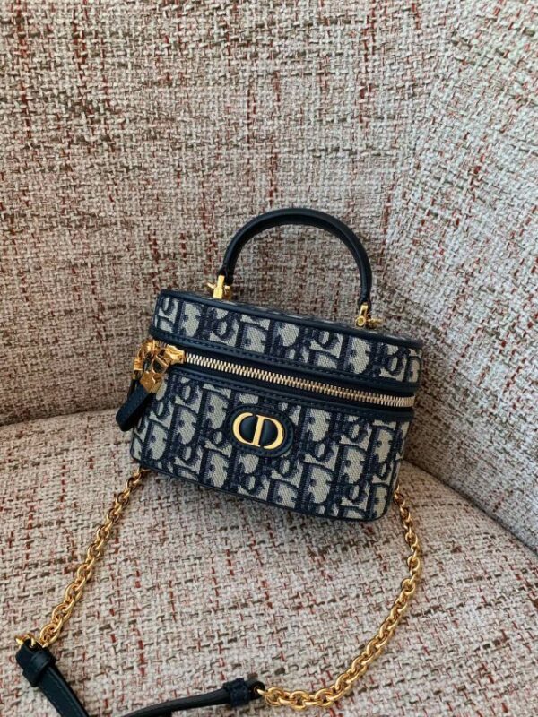 Replica Dior 30 Montaigne Vanity - premium 1:1 fake handbag model