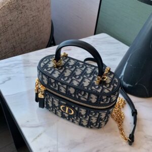 Replica Dior 30 Montaigne Vanity - high-end fake designer purse