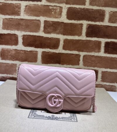 Replica Gucci Matelassé Mini Pink - realistic designer-inspired fake bag