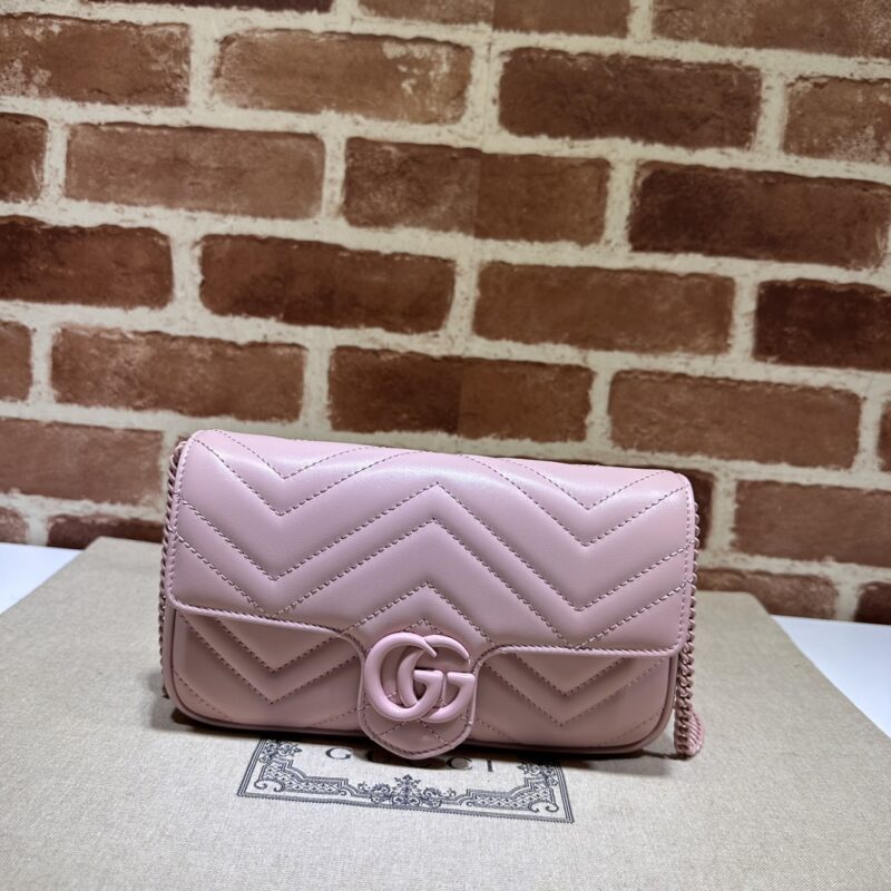 Replica Gucci Matelassé Mini Pink - realistic designer-inspired fake bag