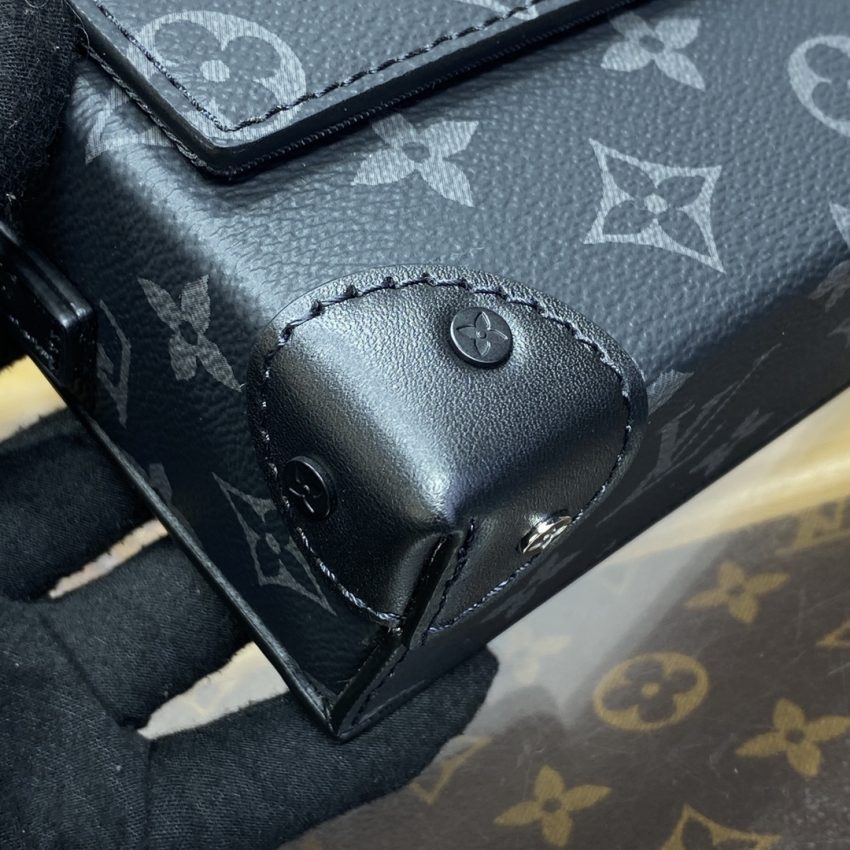 Replica Louis Vuitton Steamer Wearable Wallet Black Canvas - ultra-realistic fake designer tote