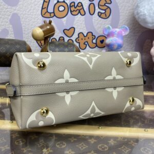 Replica Louis Vuitton Carry All Beige - realistic designer-inspired fake bag