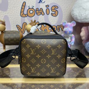 Replica Louis Vuitton Quest Messenger - ultra-realistic fake designer tote