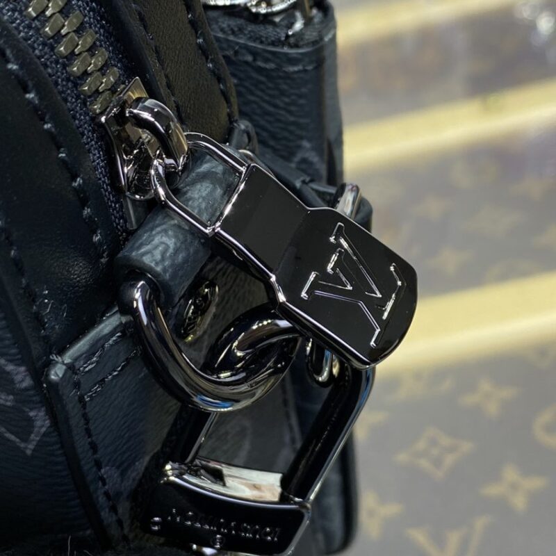 Replica Louis Vuitton Trio Messenger Grey - high-accuracy replica luxury purse