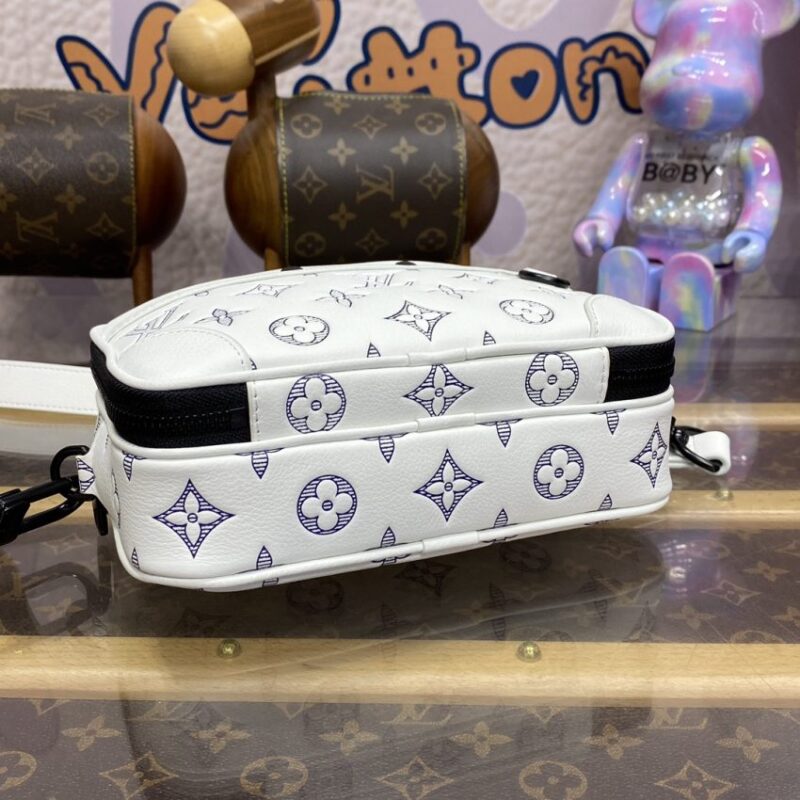 Replica Louis Vuitton Alpha Messenger White Canvas - premium-grade designer purse dupe