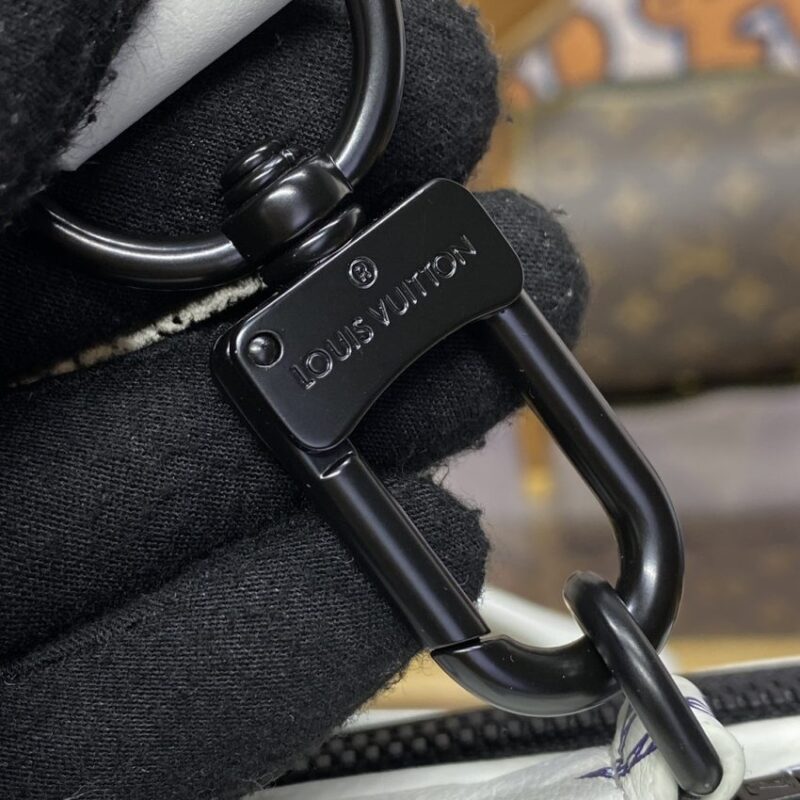 Replica Louis Vuitton Alpha Messenger White Canvas - premium 1:1 fake handbag model