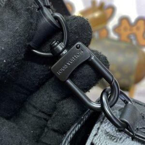 Replica Louis Vuitton Wearable Wallet Black - high-accuracy replica luxury purse