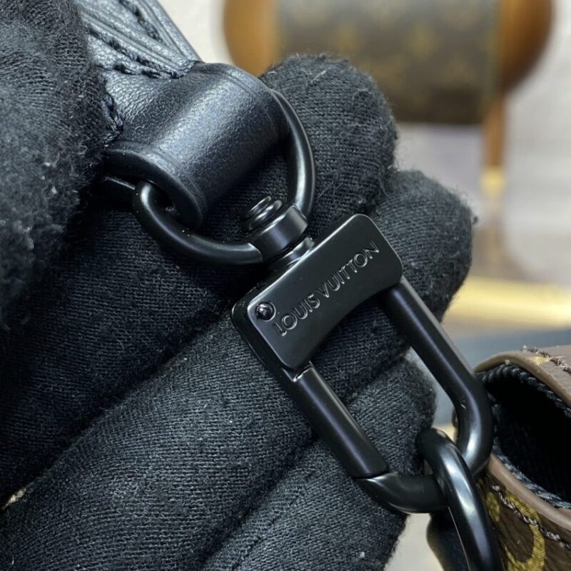 Replica Louis Vuitton Montsouris Wearable Wallet - premium 1:1 fake handbag model