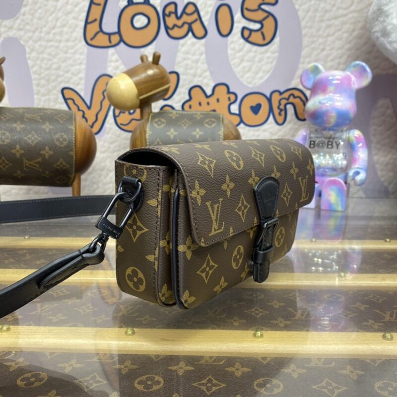 Replica Louis Vuitton Montsouris Wearable Wallet - high-quality designer bag clone