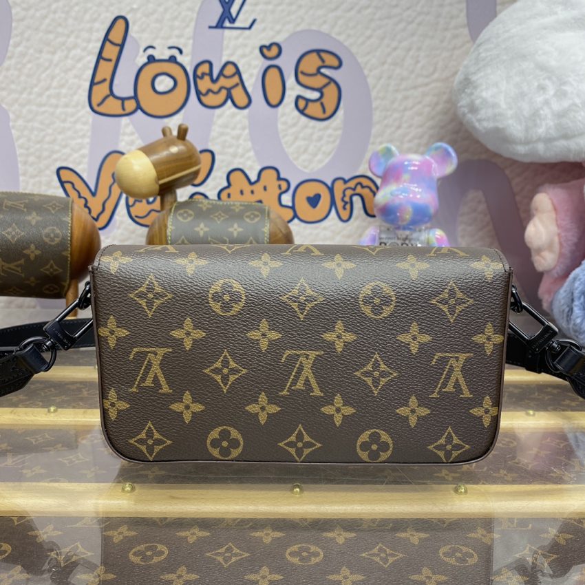 Replica Louis Vuitton Montsouris Wearable Wallet - elite superclone designer purse