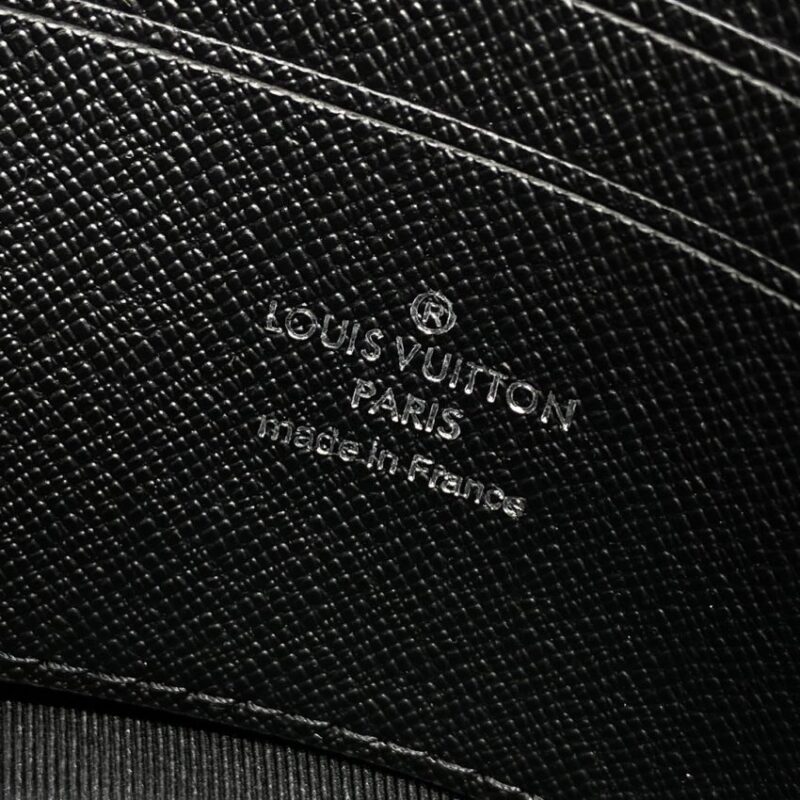 Replica Louis Vuitton Discovery Pochette - premium-grade designer purse dupe