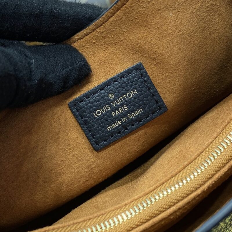 Replica Louis Vuitton Low Key Shoulder Black - authentic-look luxury purse replica