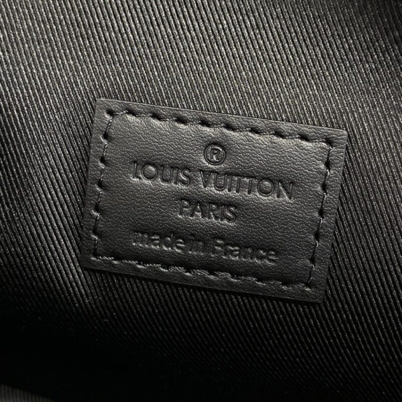 Replica Louis Vuitton Pilot Wearable Wallet Black - elite superclone designer purse