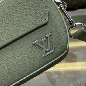 Replica Louis Vuitton Pilot Wearable Wallet Green - realistic designer-inspired fake bag