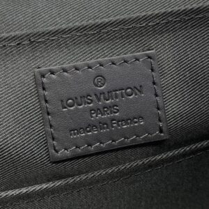 Replica Louis Vuitton Takeoff Messenger Black - high-accuracy replica luxury purse