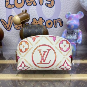 Replica Louis Vuitton Pochette Cosmétique Orange - top-tier luxury replica shoulder bag