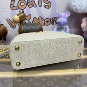 Replica Loius Vuitton Capucines Beige - high-accuracy replica luxury purse