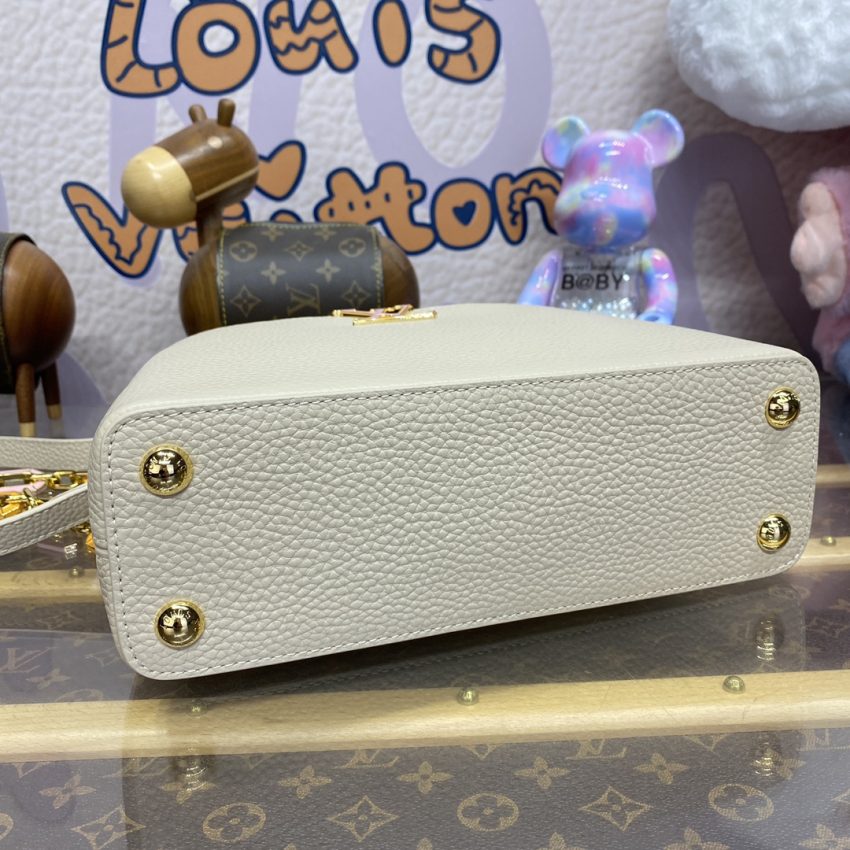 Replica Loius Vuitton Capucines Beige - high-accuracy replica luxury purse