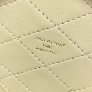 Replica Louis Vuitton Scott - ultra-realistic fake designer tote