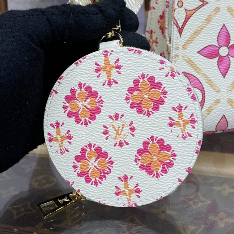 Replica LV OnTheGo East West Orange - top-tier luxury replica shoulder bag