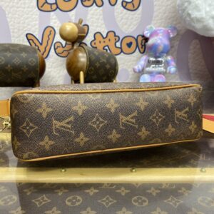 Replica Louis Vuitton Pochette Accessoires Bag - high-quality designer bag clone