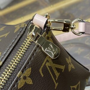 Replica Louis Vuitton Bloom Pouch - authentic-look luxury purse replica