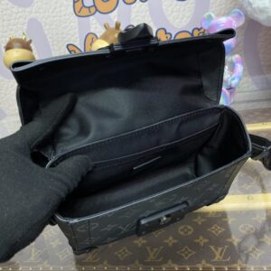 Replica Louis Vuitton Soul Trunk Cross-Body Black - ultra-realistic fake designer tote