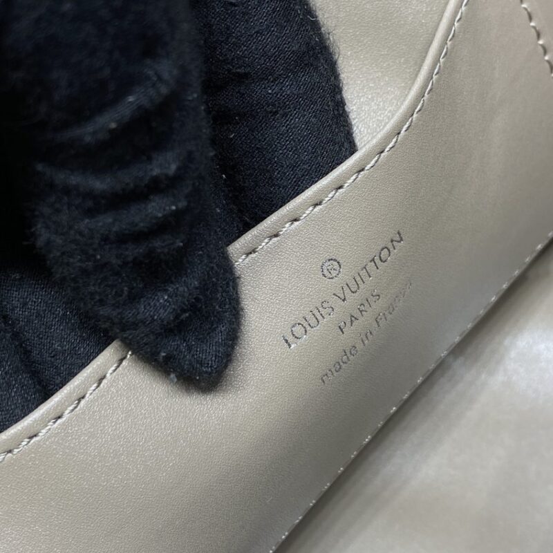 Replica Loius Vuitton Capucines Beige Silk - high-accuracy replica luxury purse